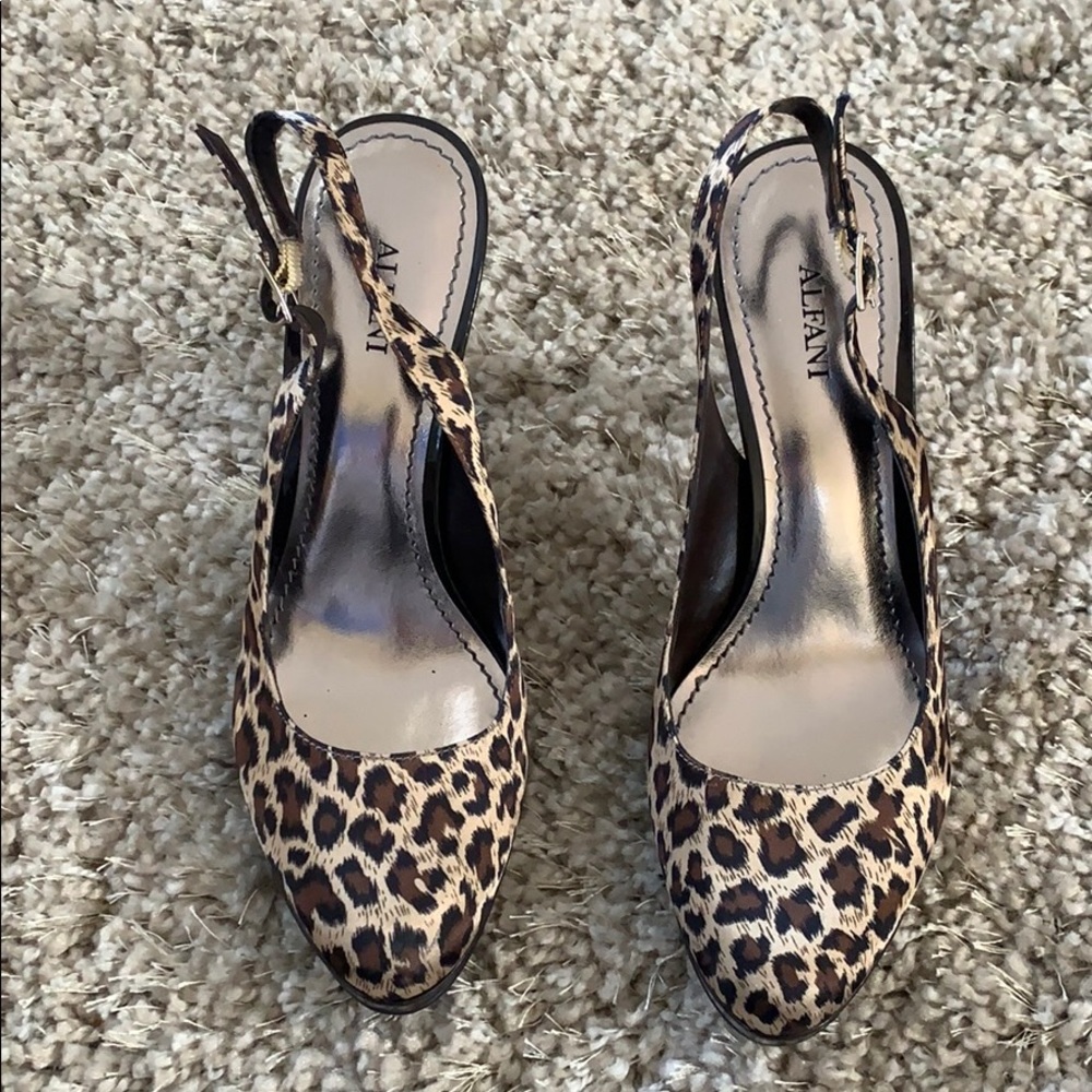 Alfani Leopard heel